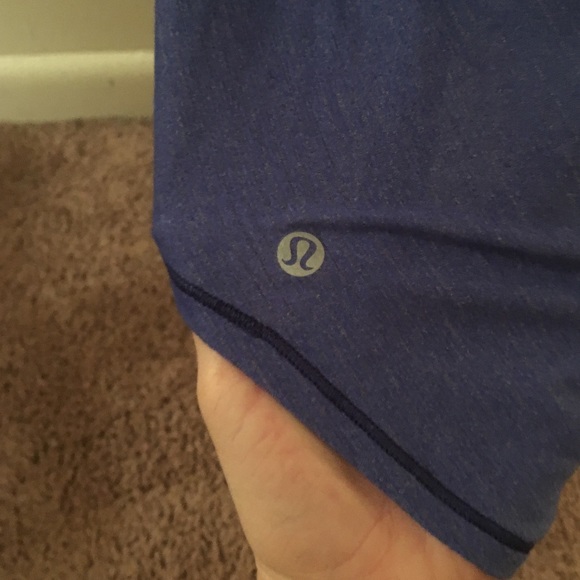 Lululemon free to be wild tank BLUE - Picture 4 of 4